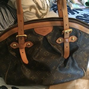 Louis Vuitton Tivoli GM--SOLD